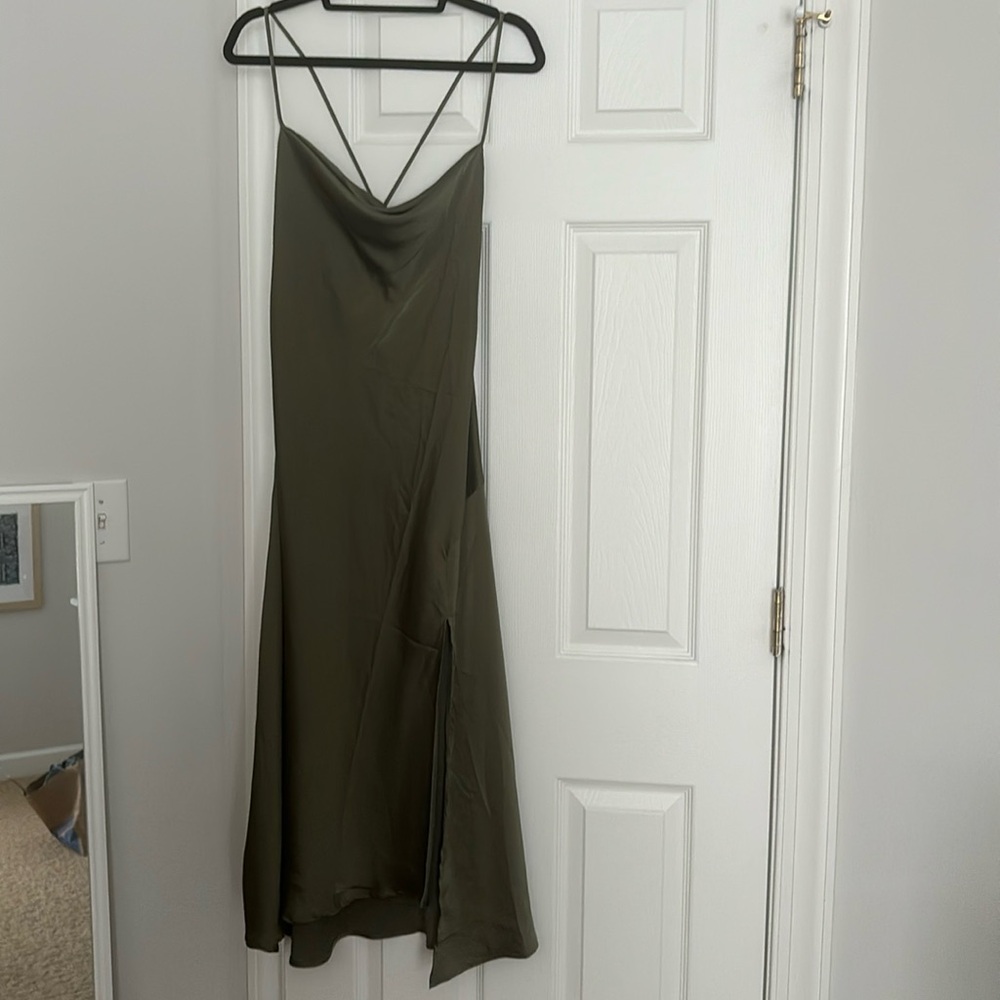ASTR the Label Gaia midi dress in OLIVE GREEN.